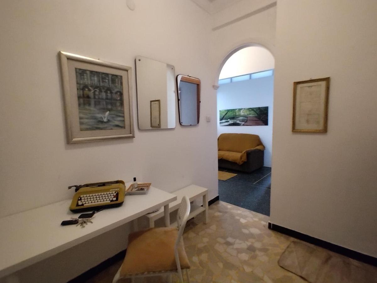 Trilocale Cecilia'S Studio Genua Exterior foto